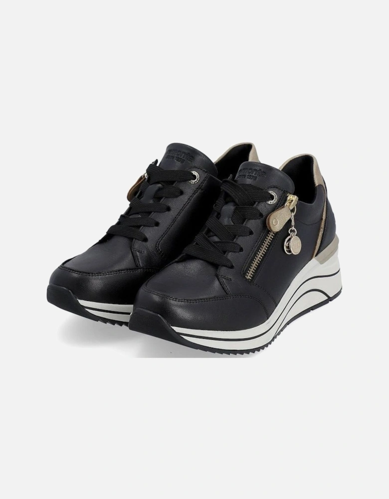 D0T03-01 Ladies trainers in Black