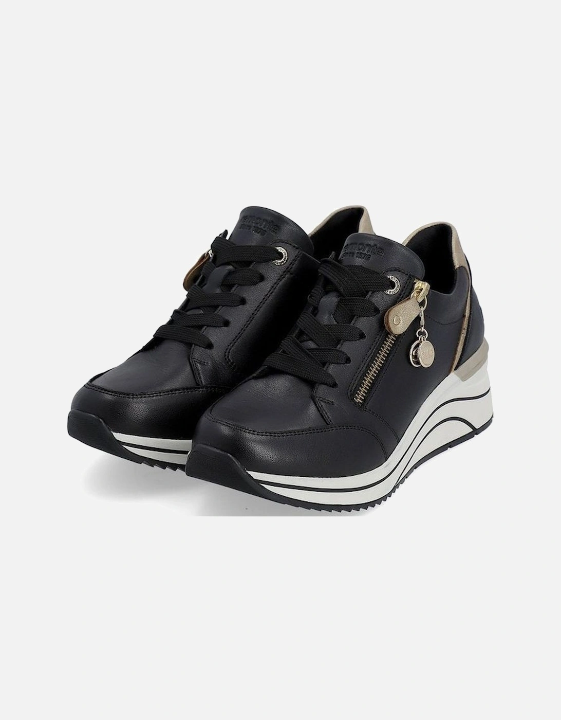 D0T03-01 Ladies trainers in Black