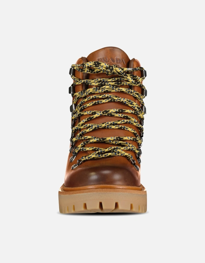 Hike Boot in Brown