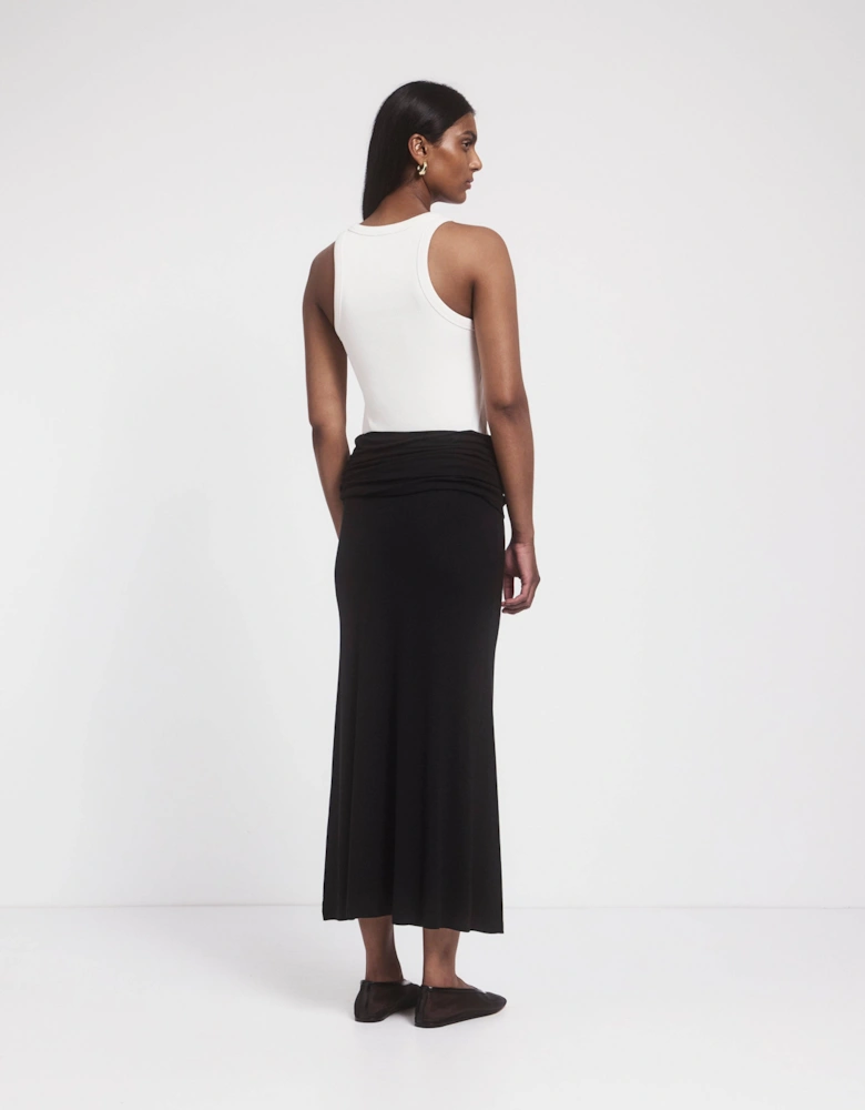 Raki Skirt in Black