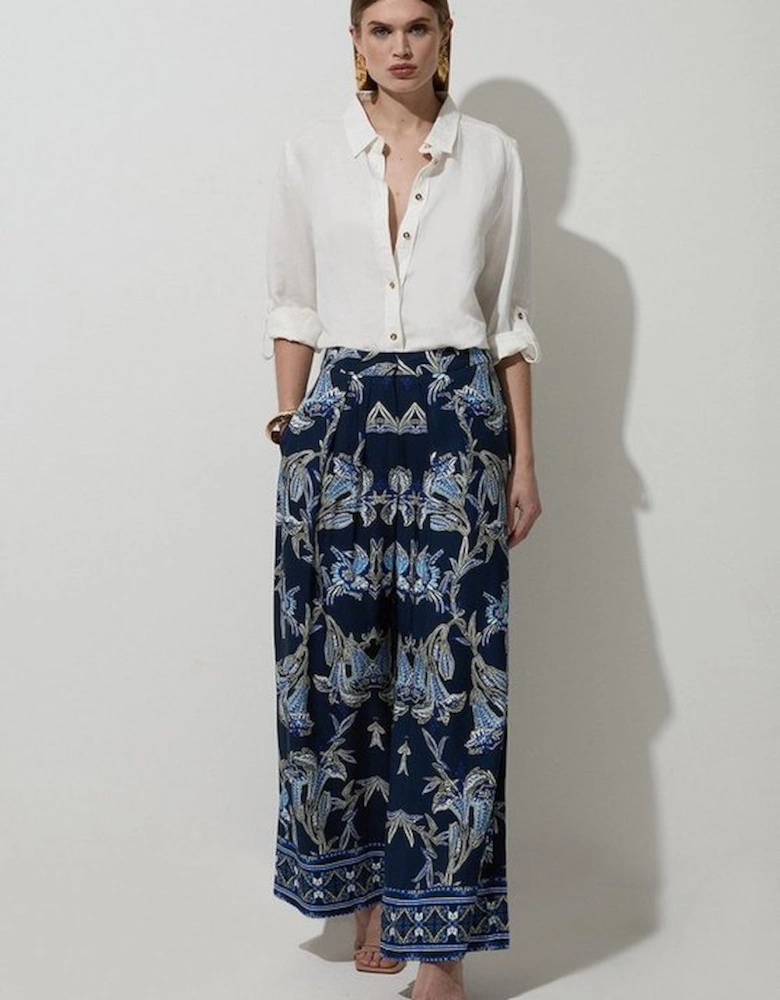 Petite Viscose Linen Mirrored Floral Woven Straight Leg Trouser