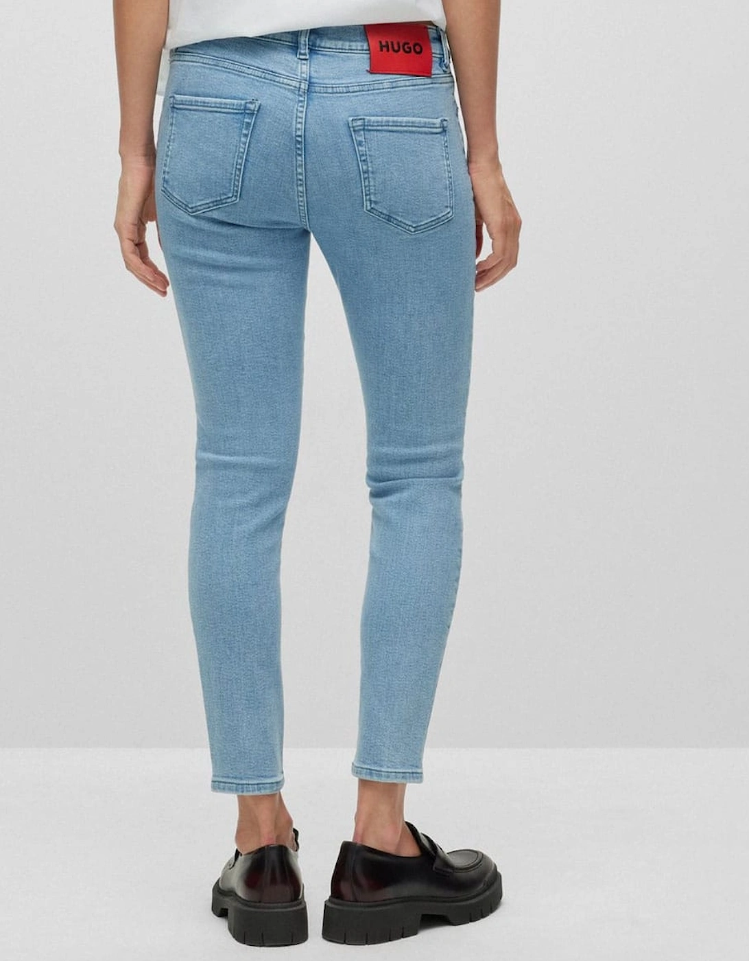 932 Slim-Fit Jeans