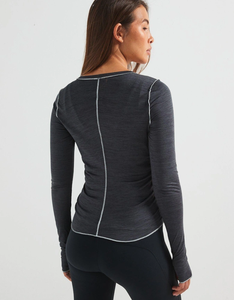 Womens Right On Run Long Sleeve Top - Black