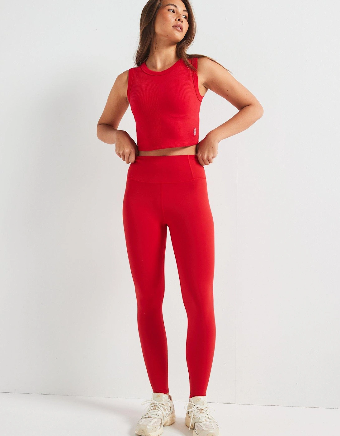 Womens Training Throw Muscle Tank - Red