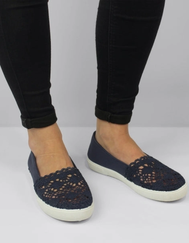 BONDI BEACH Womens Crocheted Slip On Pumps Navy