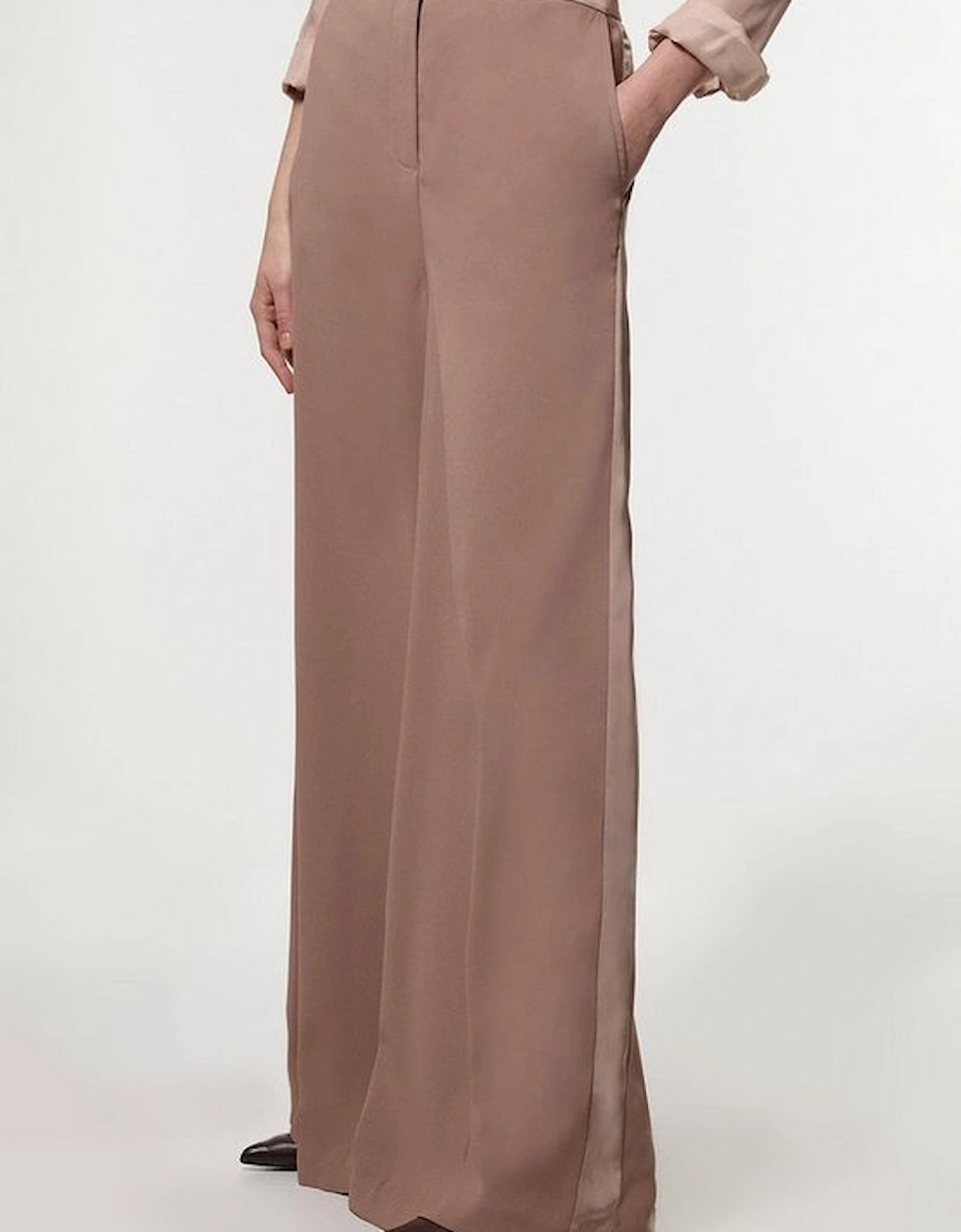 Satin Back Crepe Wide Leg Trouser