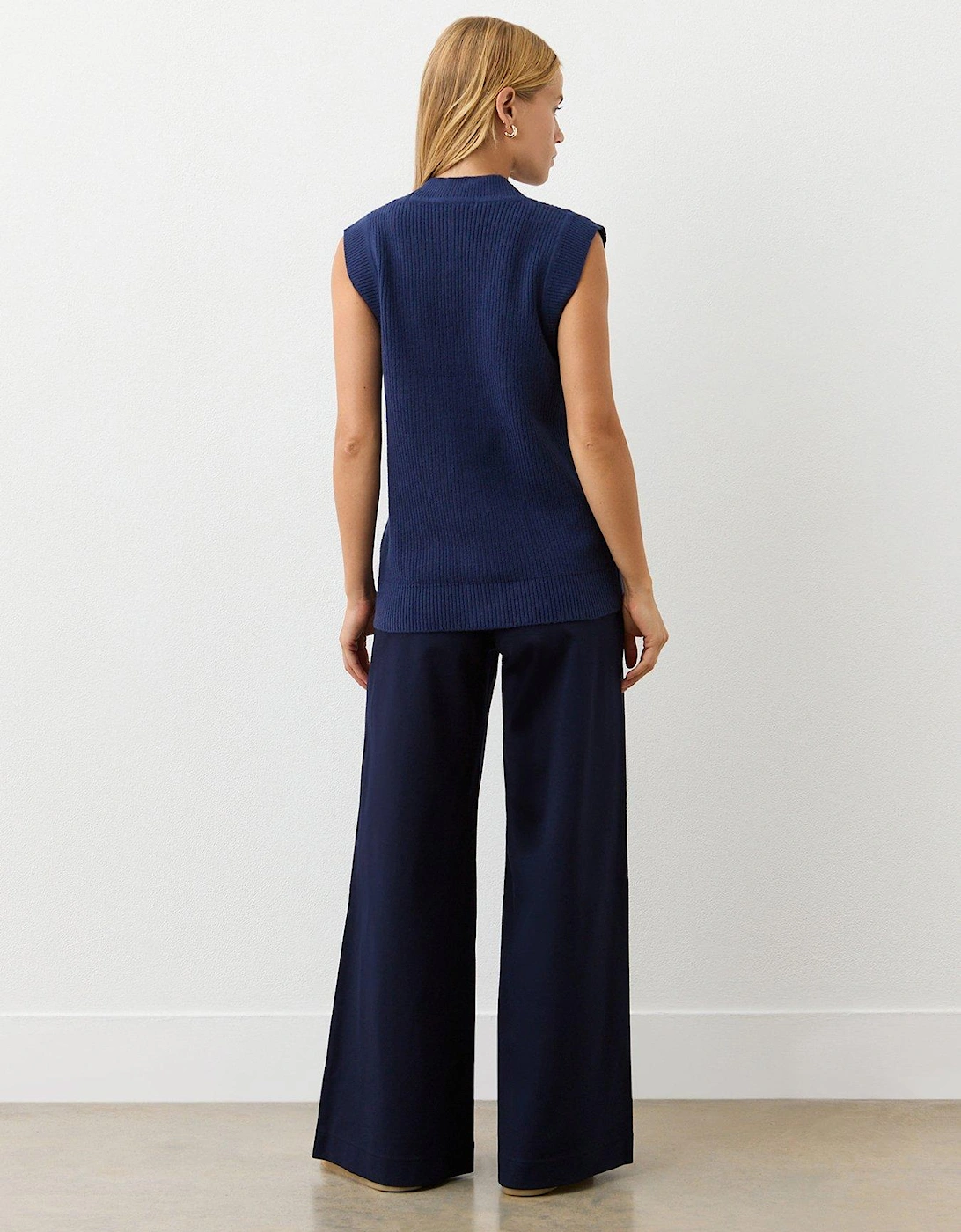Winnie Vest - Navy