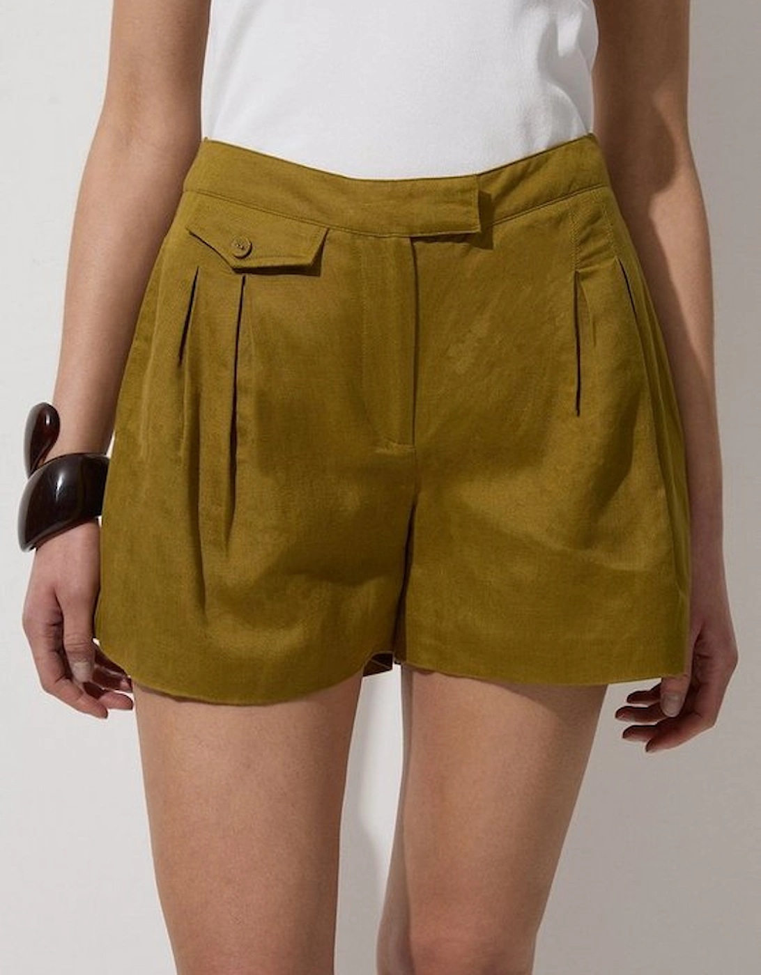 Viscose Linen Woven Pocket Detail Short