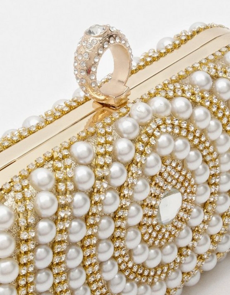 Golden Oval Pearl Detailed Embellished Clutch Bag