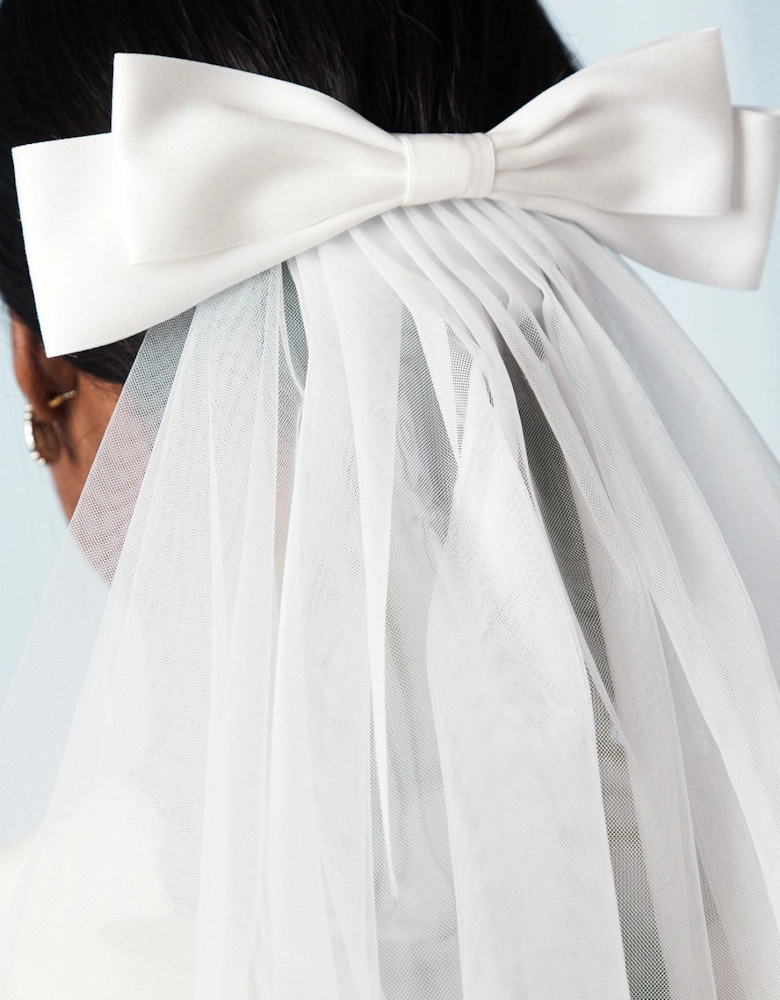 Satin Bow Mini Bridal Veil