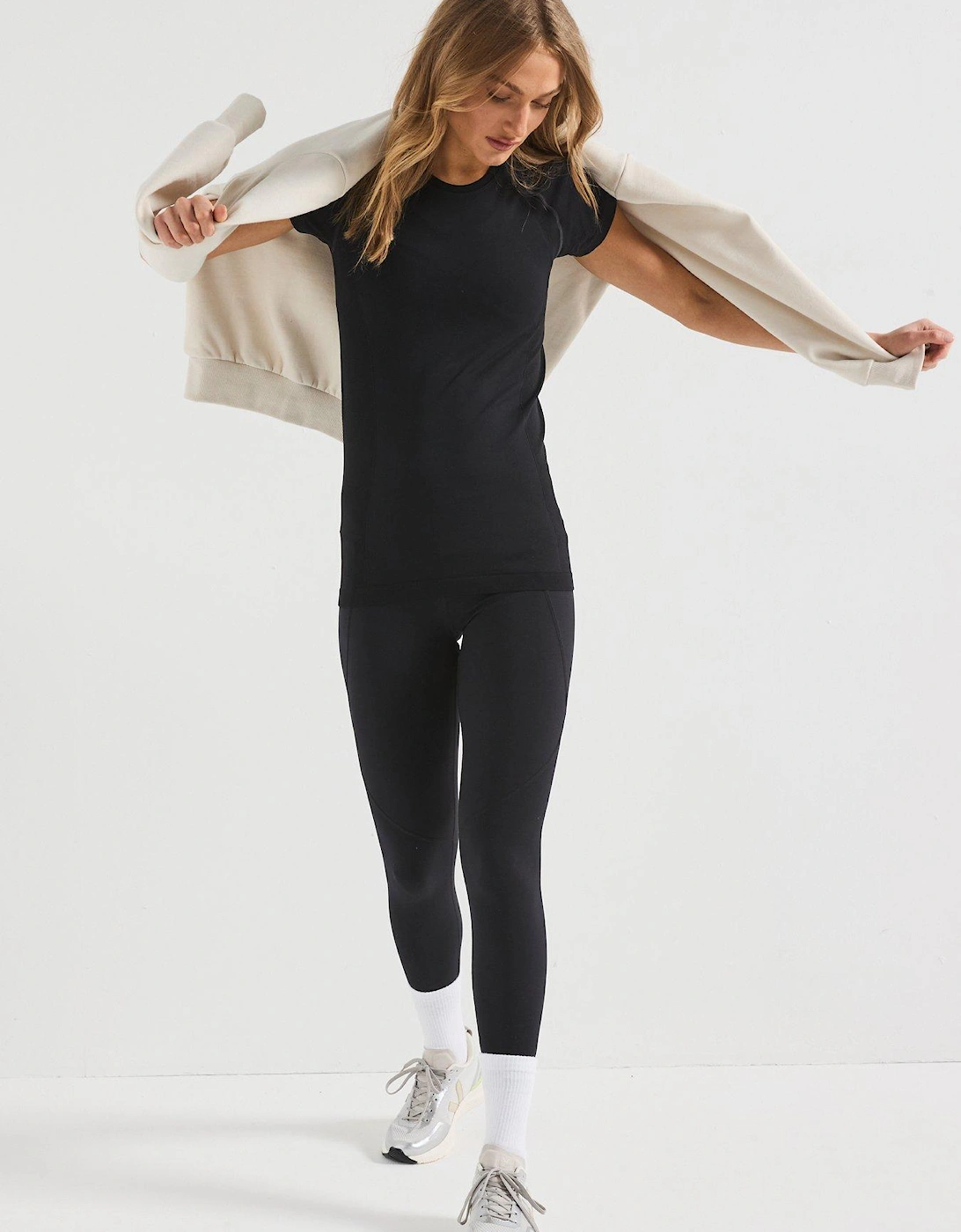 Womens Training Athlete Seamless Workout T-Shirt - Black