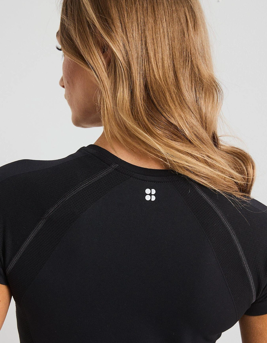 Womens Training Athlete Seamless Workout T-Shirt - Black