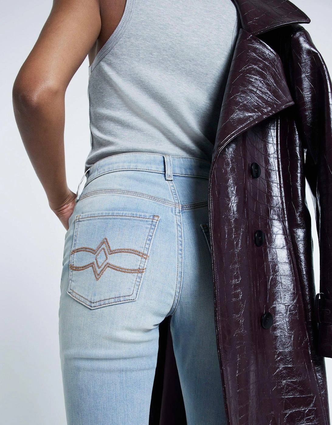 High Rise Tummy Hold Flare Jean - Light Denim