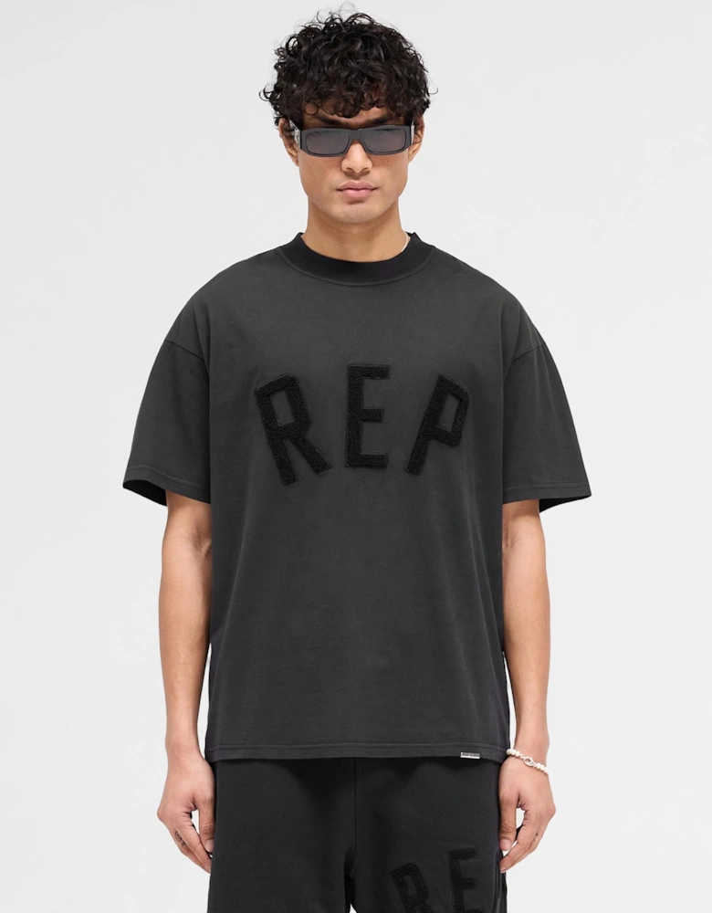 Oversized Fit Rep Applique T-Shirt