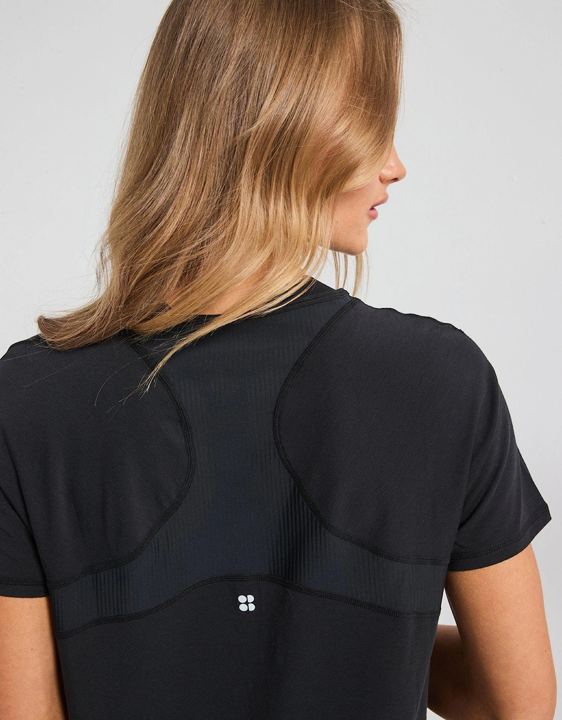 Womens Training Breathe Easy Short Sleeve Top - Black