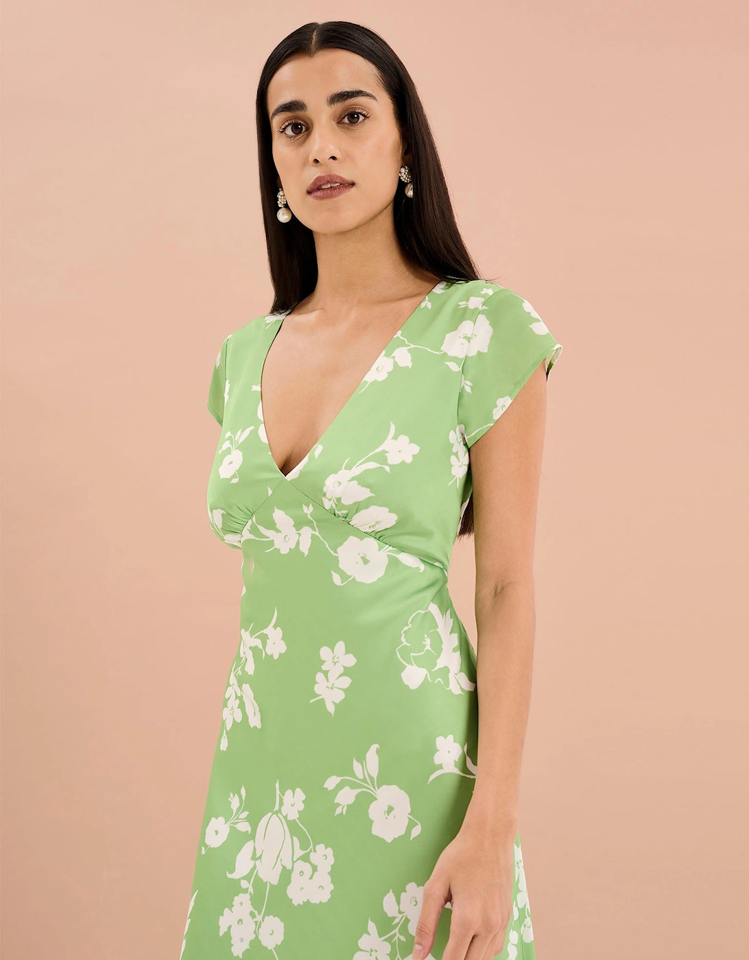 Woolf Short Sleeve Floral Slip Dress in Green