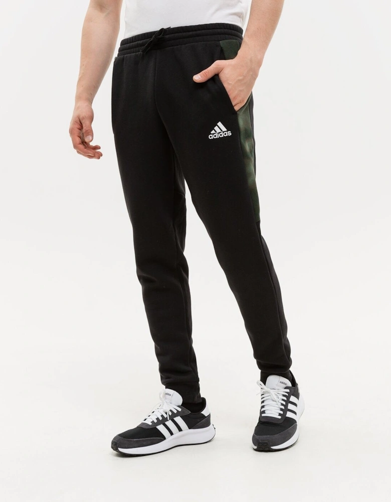 Essential Camo Jogger