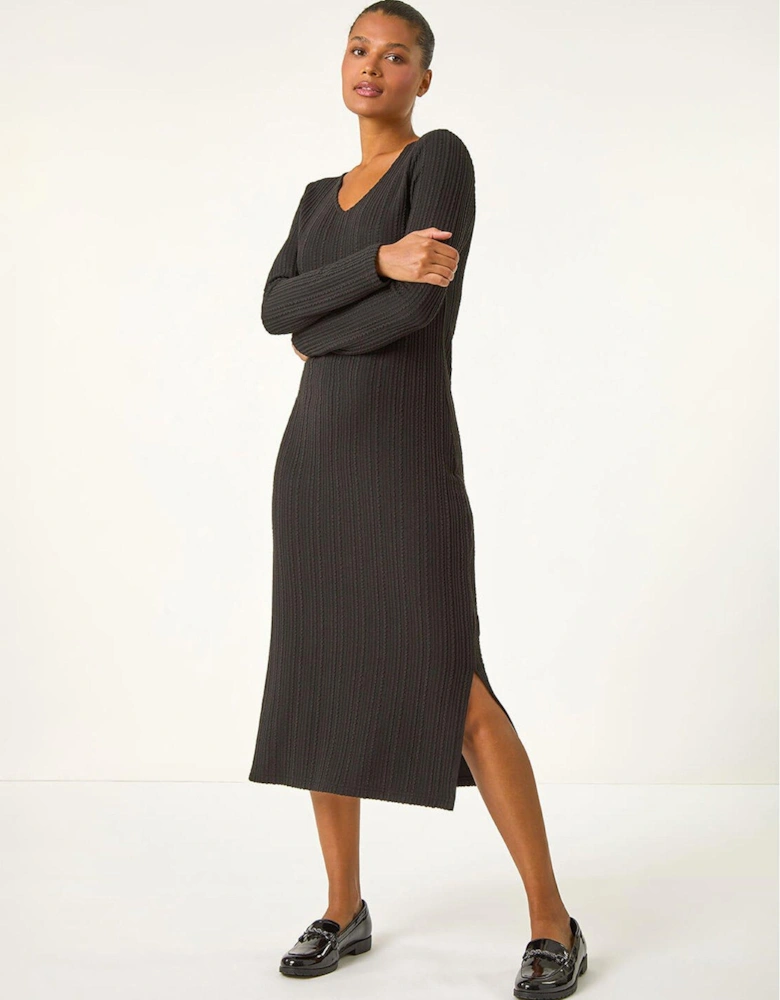 Wave Textured V-neck Stretch Midi Dress - Black