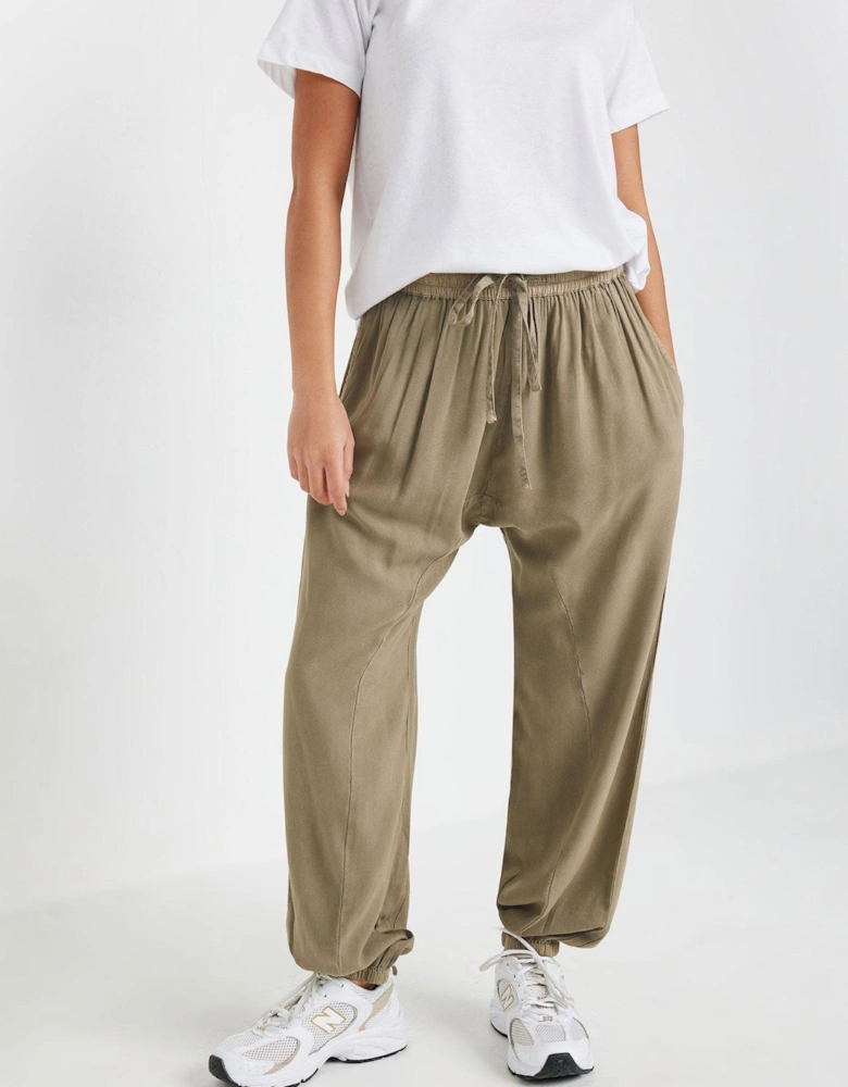 Petite Seam Detail Cuff Trouser - Brown