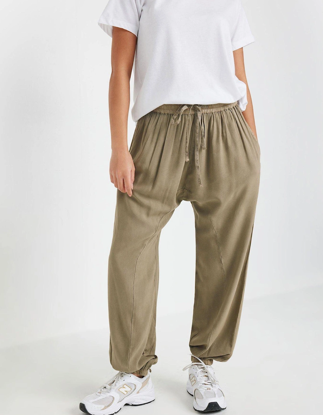 Petite Seam Detail Cuff Trouser - Brown, 2 of 1