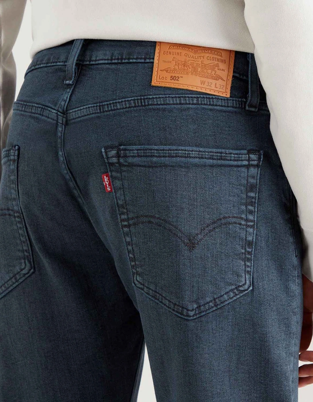 502 Tapered Richmond Blue Black Jeans