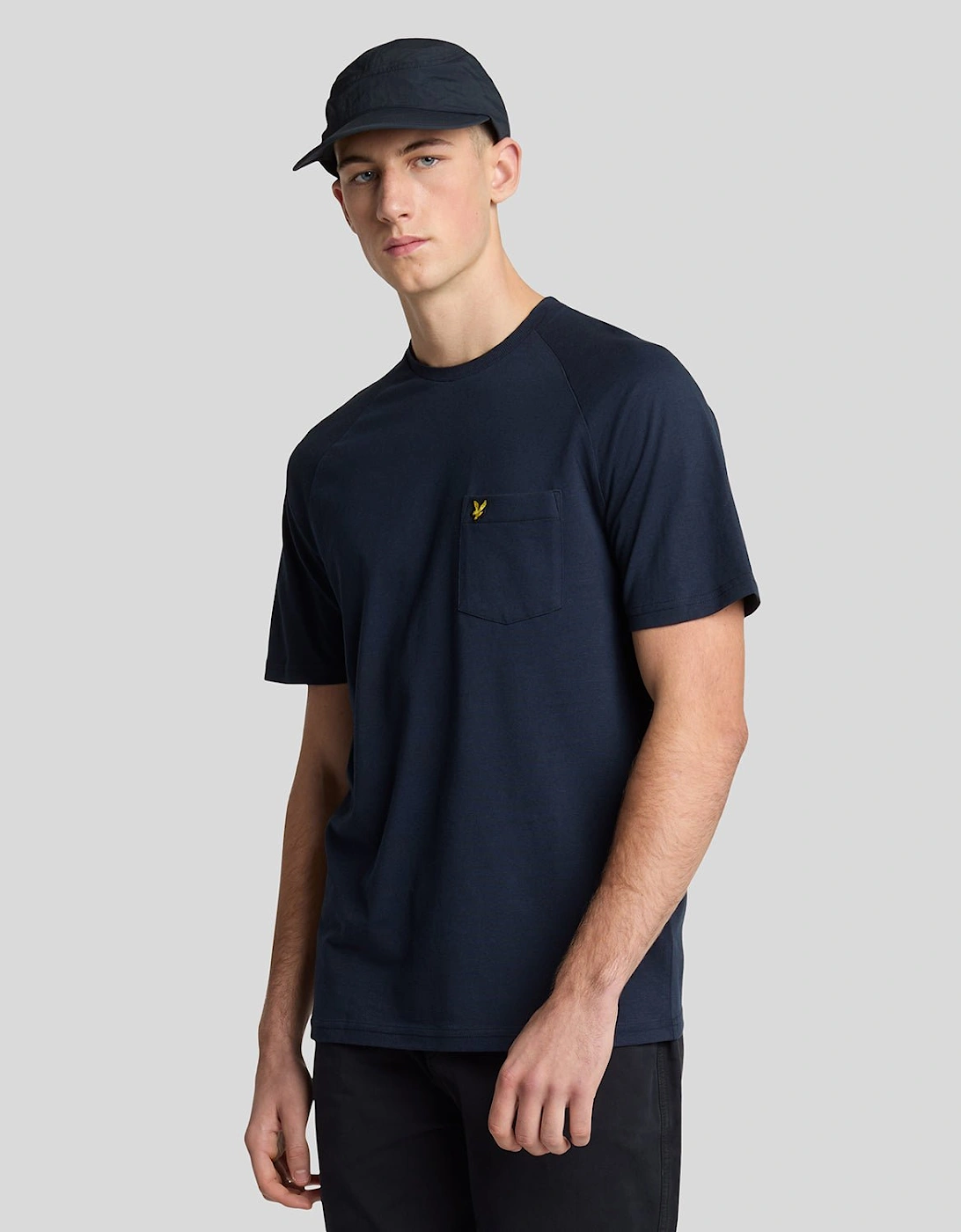 Lyle And Scott Men's Linen Blend Raglan T-Shirt - Navy - Size: 40