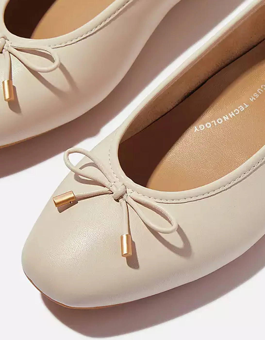 Women's Delicato Bow Soft Leather Ballet Flats Paris Beige