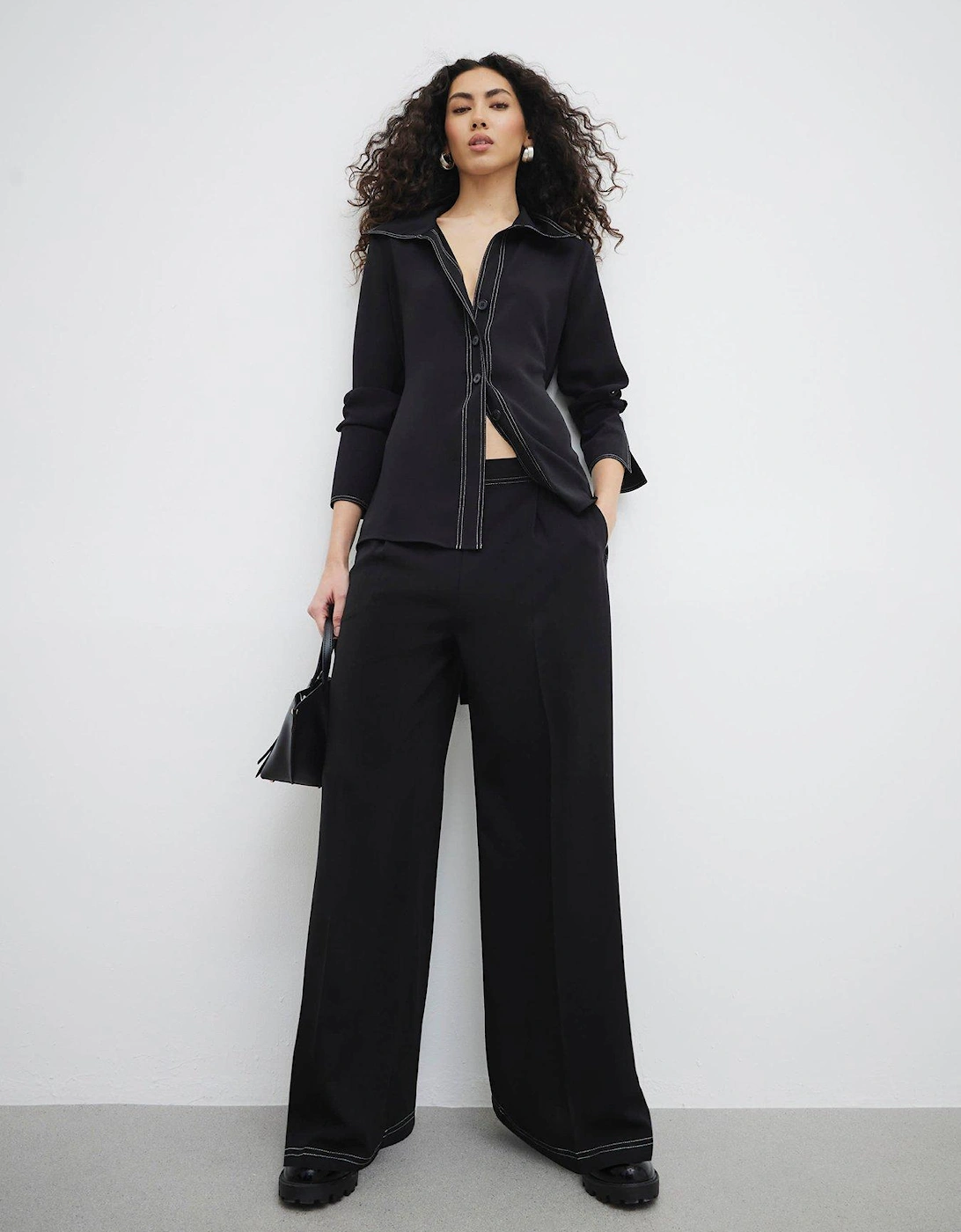 Contrast Stitch Tailored Trousers - Black