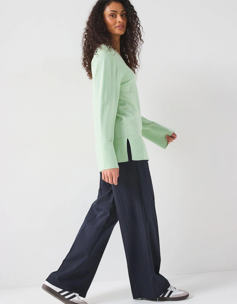 Longline Rib Detail V Neck Jumper - Light Green