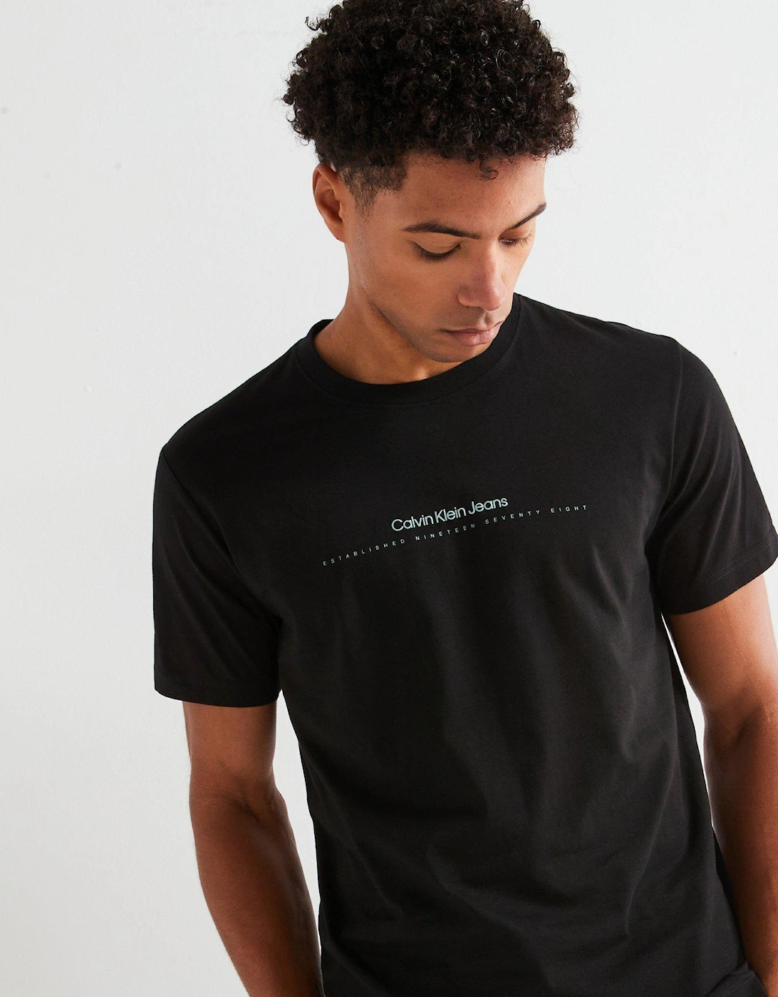 Linear Minimal Logo T-Shirt - Black