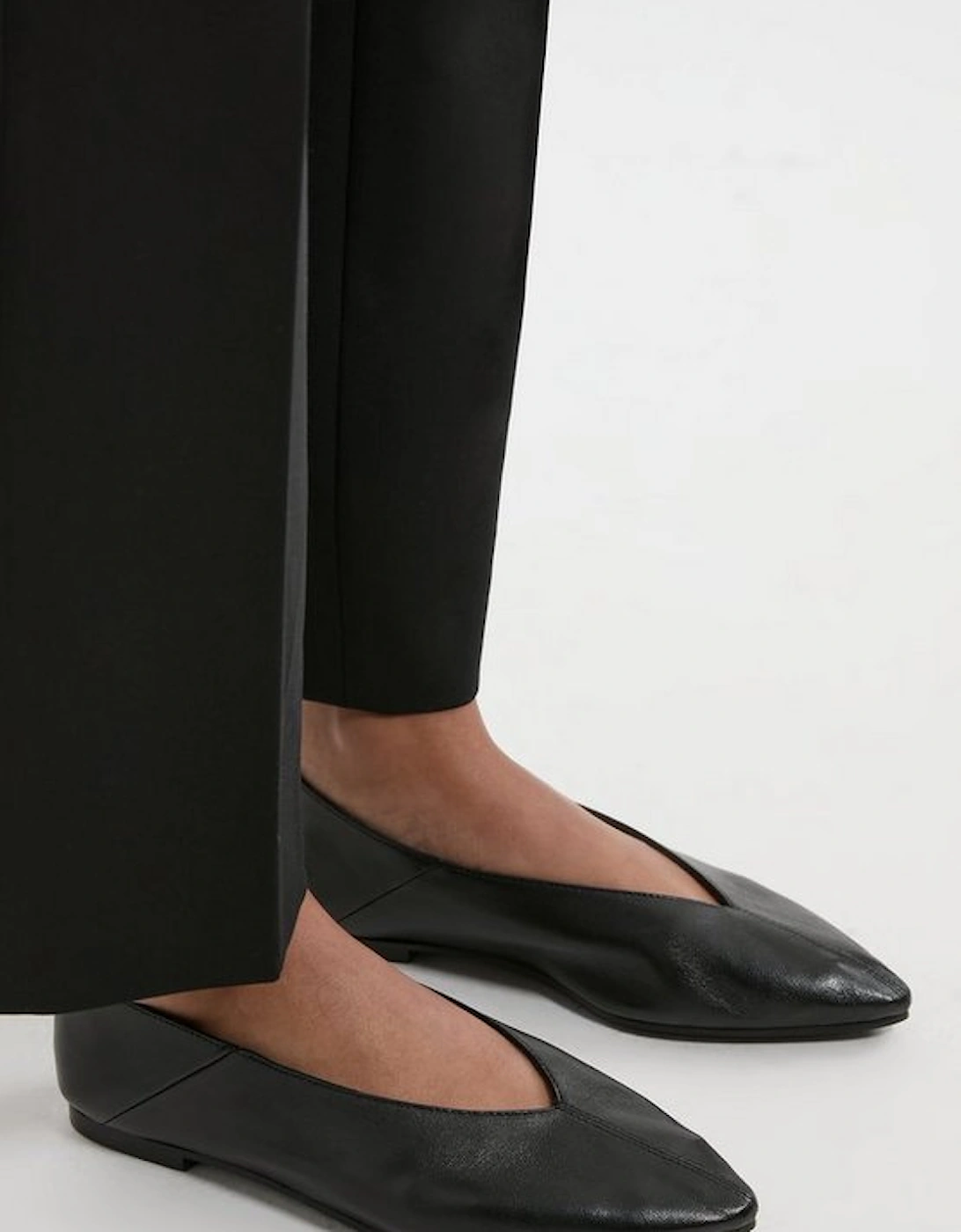 Leather Pointed Ballet Pump