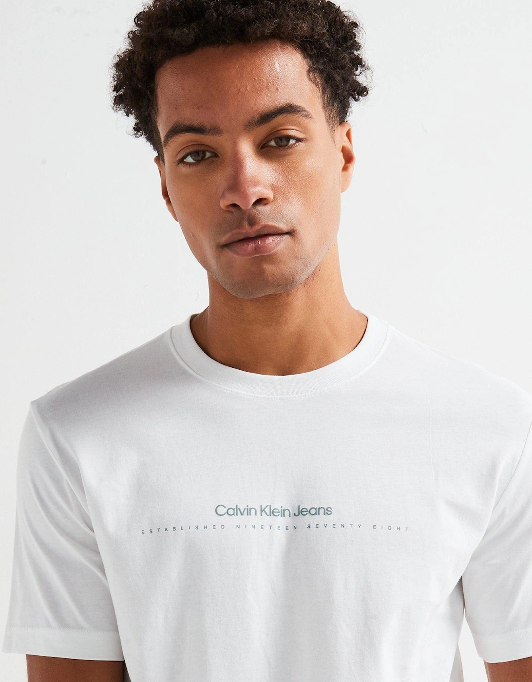 Linear Minimal Logo T-Shirt - White