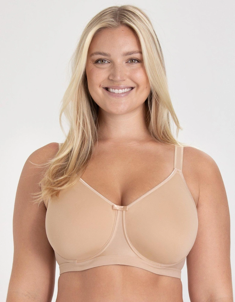 Confident Moulder Underwired Spacer Bra - Beige