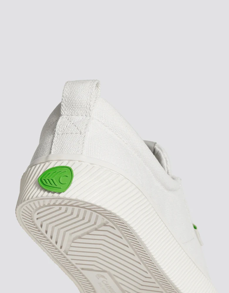 Women's OCA Low Canvas Sneaker Off-White