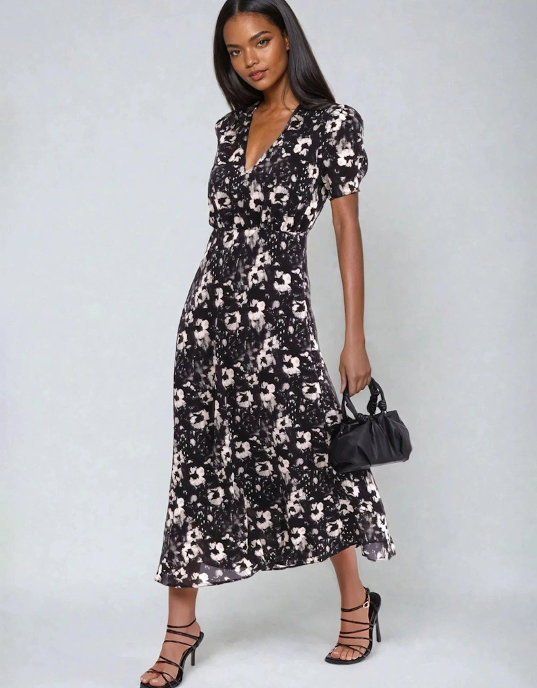 Isabel Tea Dress In Dark Floral - Black