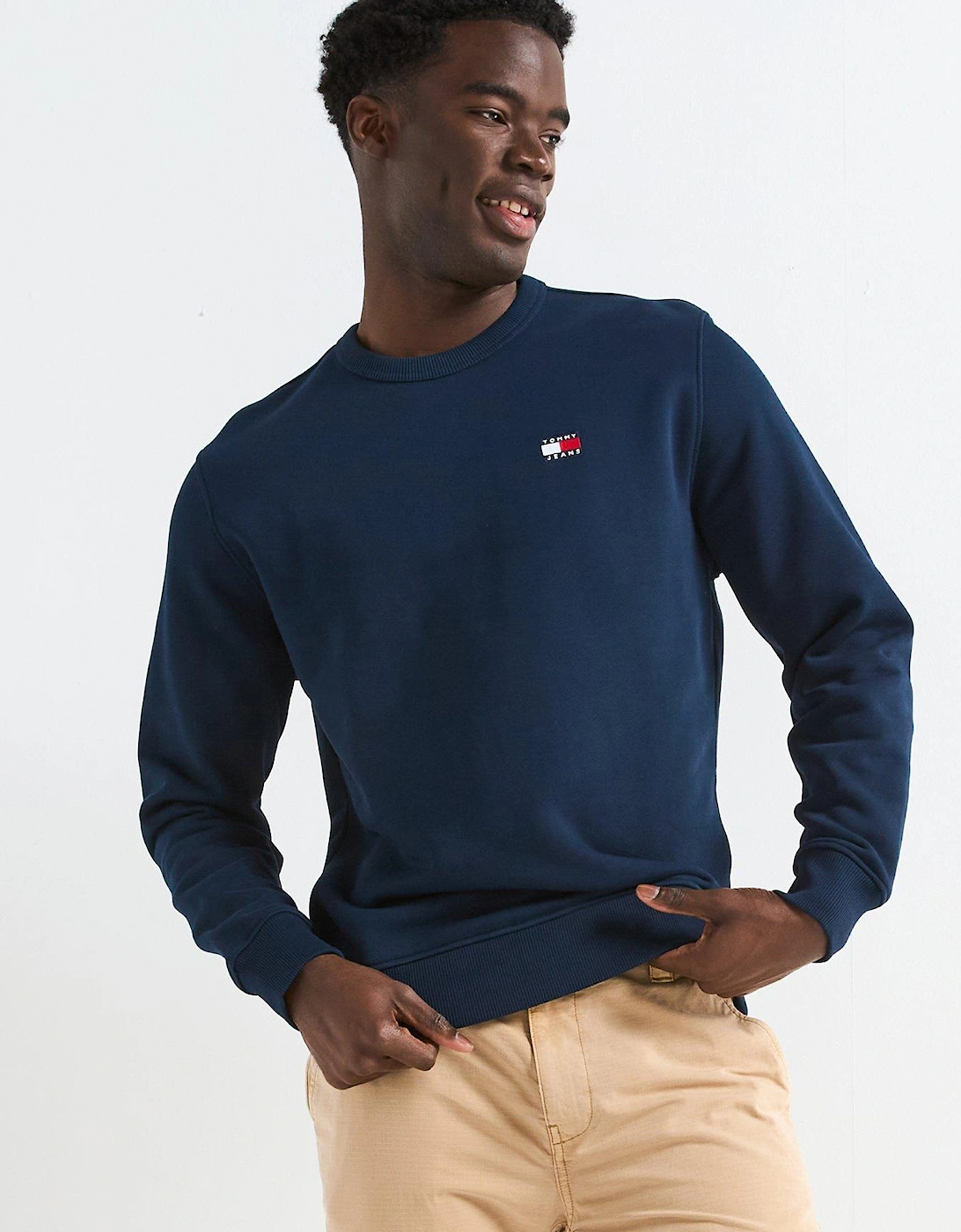 Regular Fit Left Chest Badge Crew Neck Sweatshirt - Navy, 2 of 1