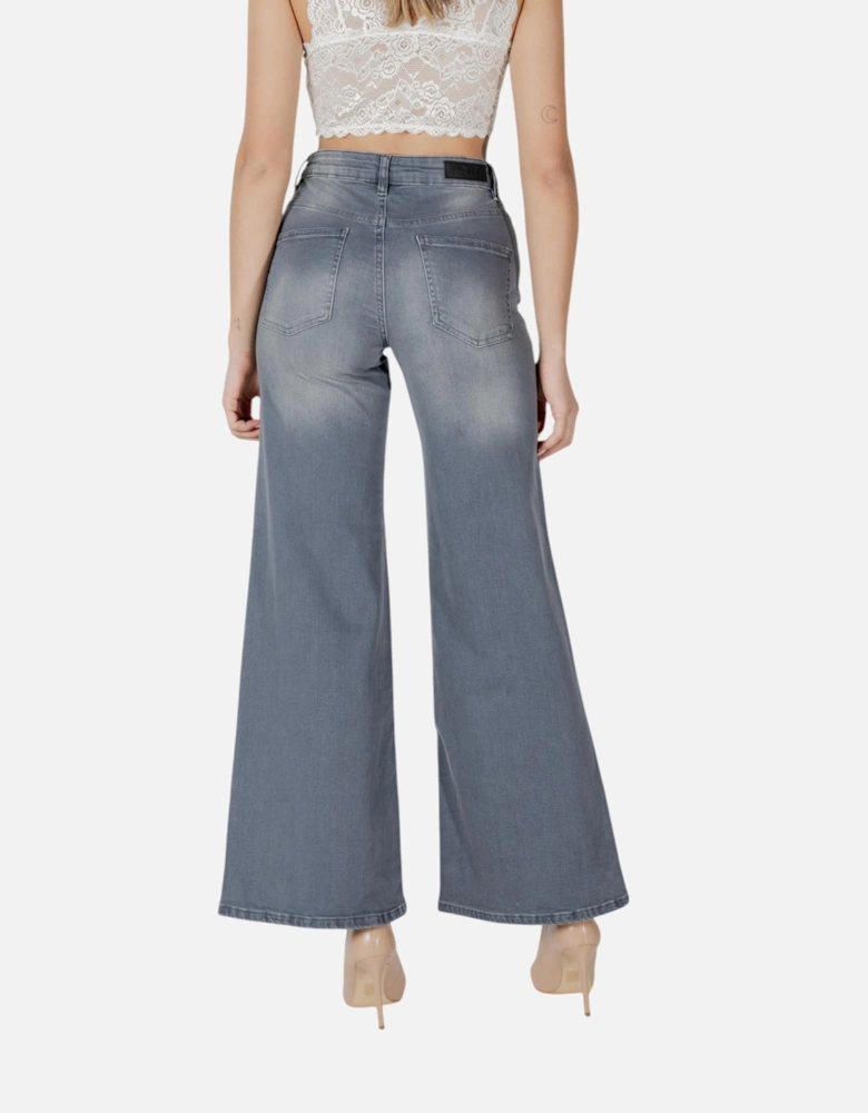 Plain Grey Jeans with Front and Back Pockets Women
