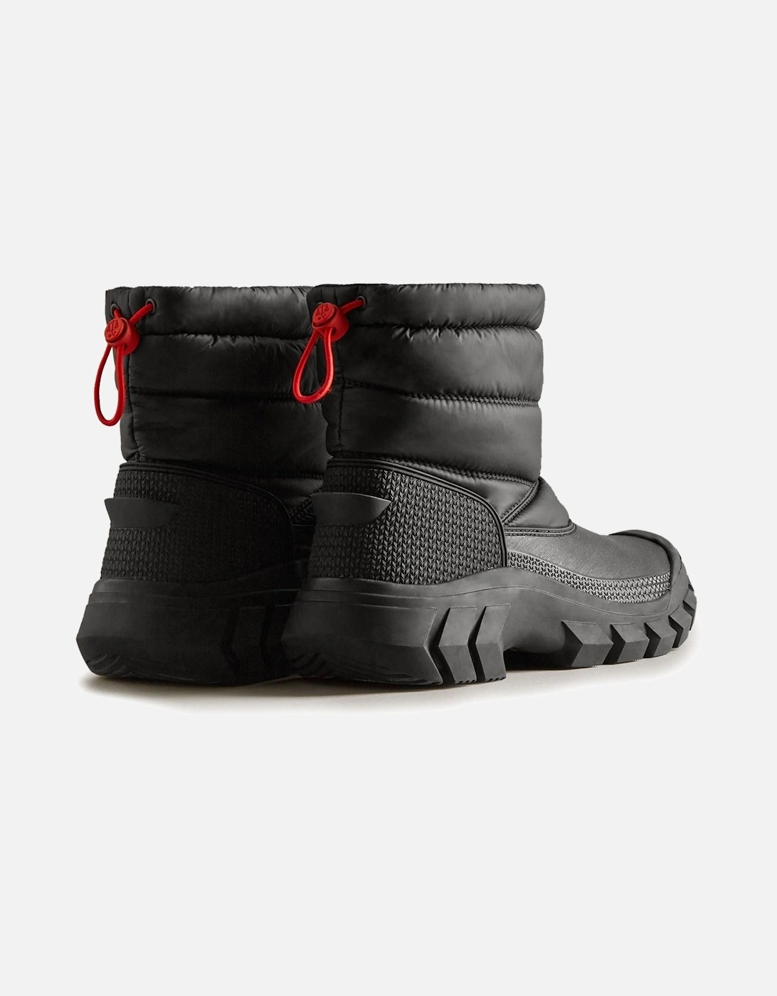 model Intrepid Short Snow Boot Female in Black