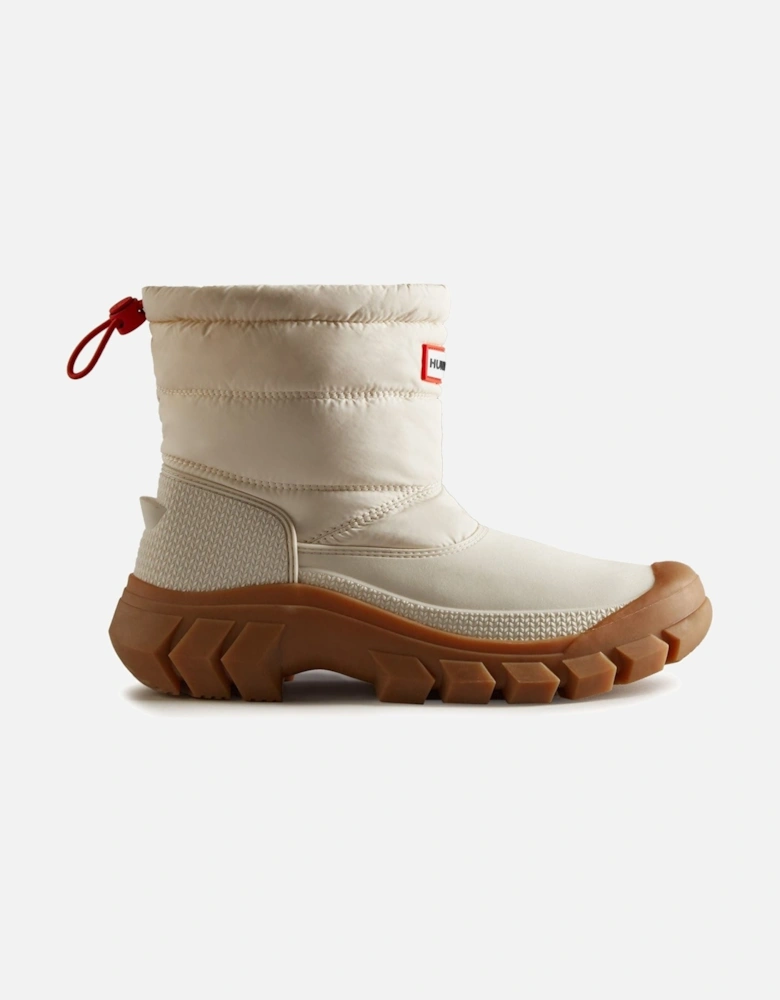 model Intrepid Short Snow Boot Female in White Willow/Gum