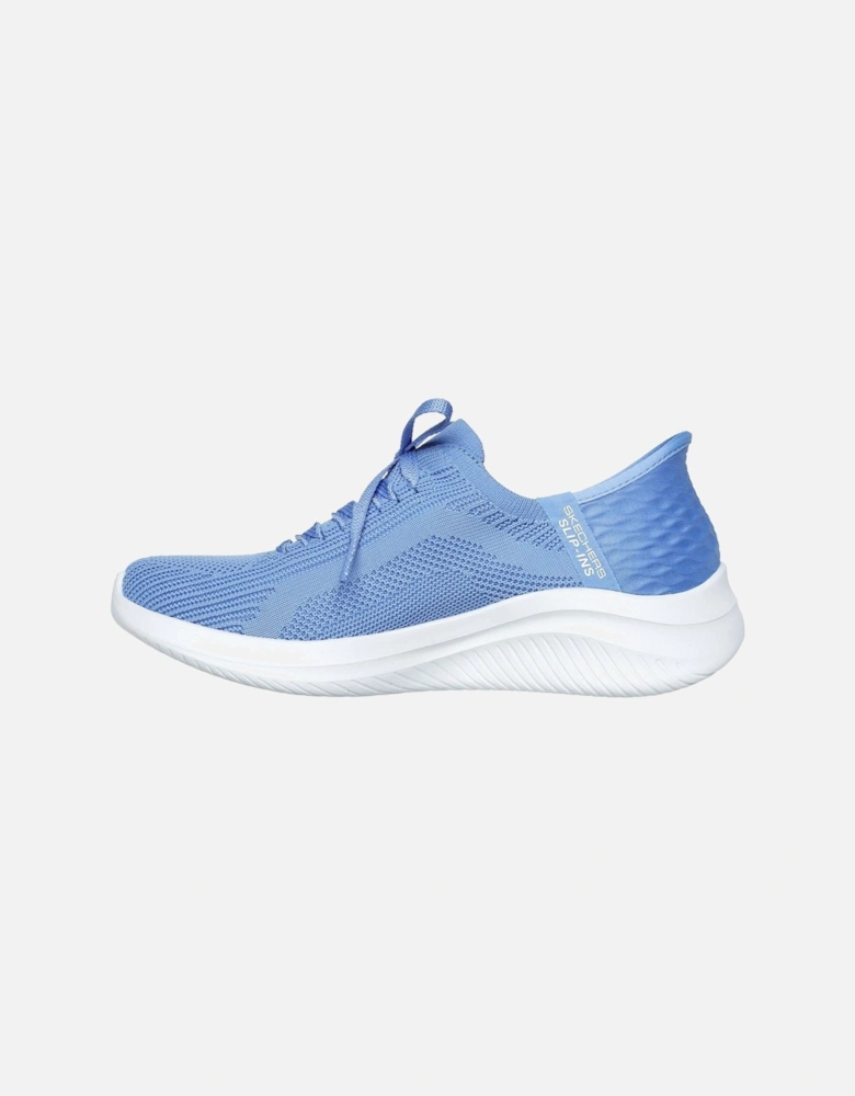model Ultra Flex 3.0 Brilliant Path Shoes Female in Periwinkle