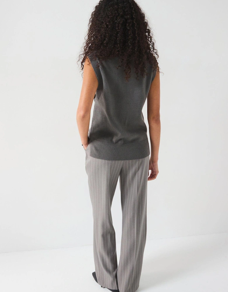 Crew Neck Sleeveless Tank - Grey