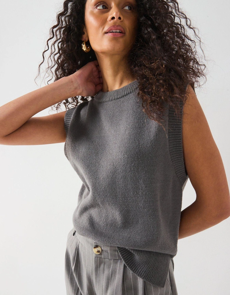 Crew Neck Sleeveless Tank - Grey