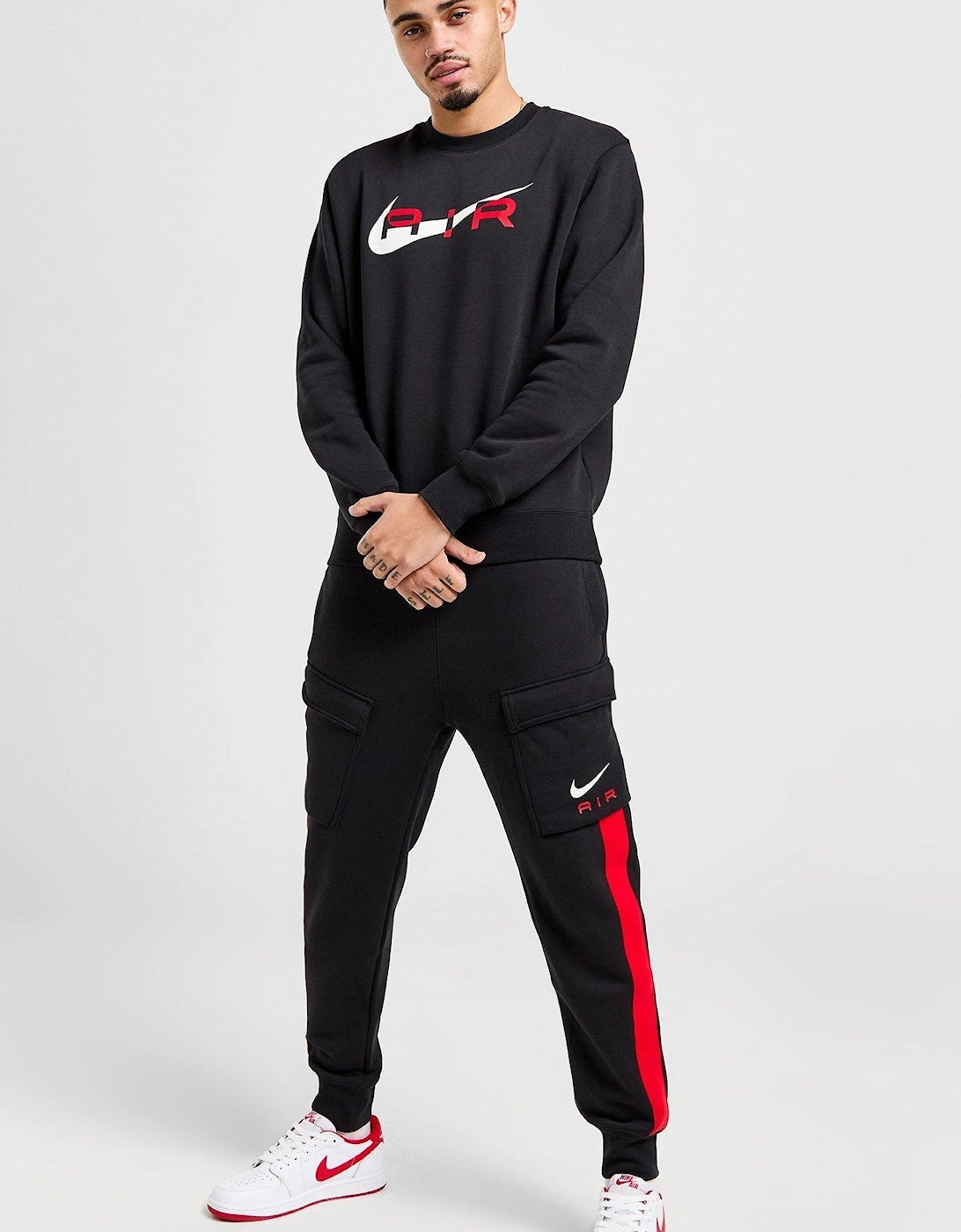 Nike Men's Black Swoosh Air Tracksuit /Red - Size: 35/34/32/40/Regular