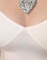 Thumbnail 4 of 5