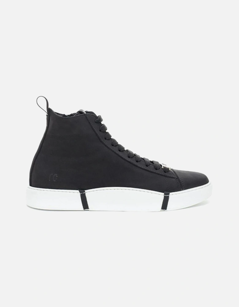 Elegant Suede Sneakers in Chic Black Women