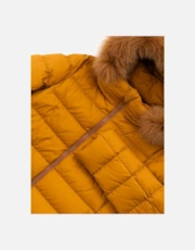 Thumbnail 4 of 6
