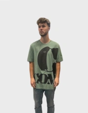 Thumbnail 1 of 3