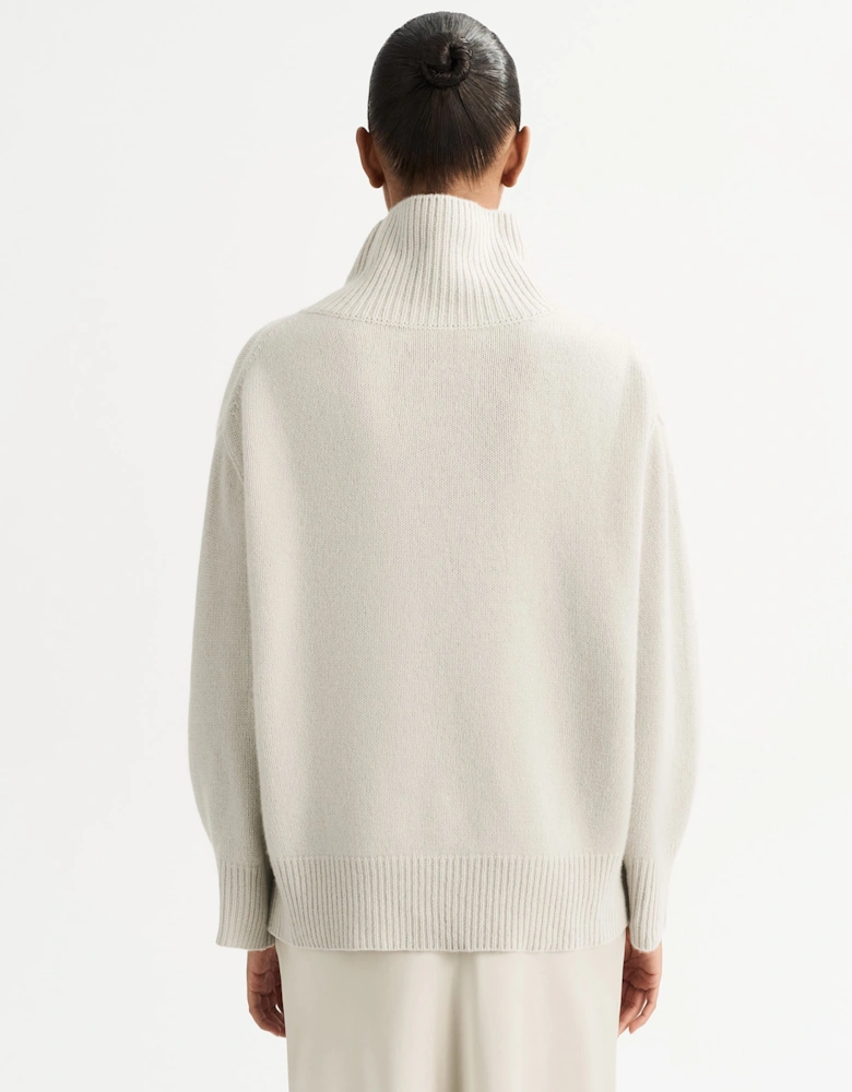 Boyfriend Turtleneck Cashmere Jumper