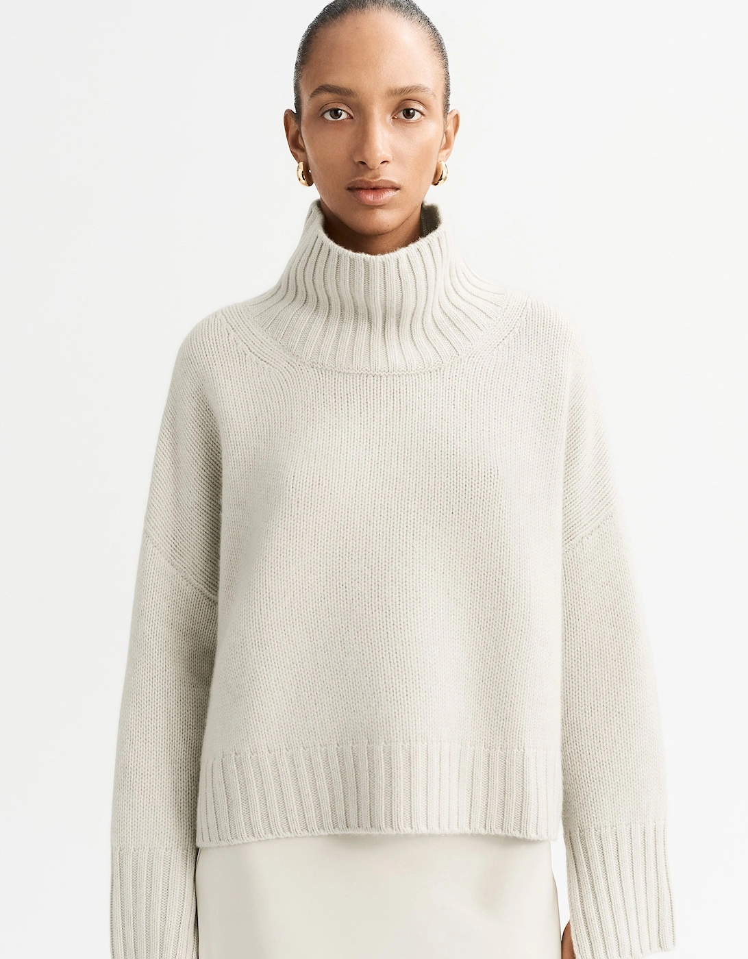 Girlfriend Turtleneck Cashmere Jumper