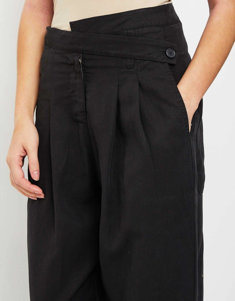 Barrel-Leg Belt Trousers